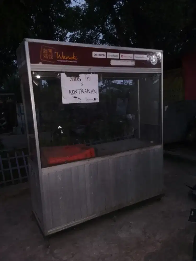 Etalase Besar untuk nasi Padang dll