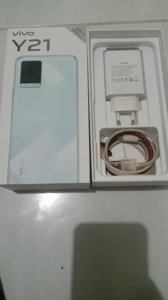 Handphone second Vivo Y21 MULUSS