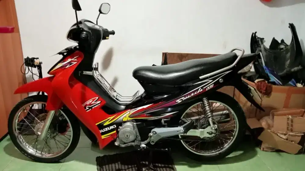 Dijual Suzuki Smash 2004 Terawat Pajak Hidup