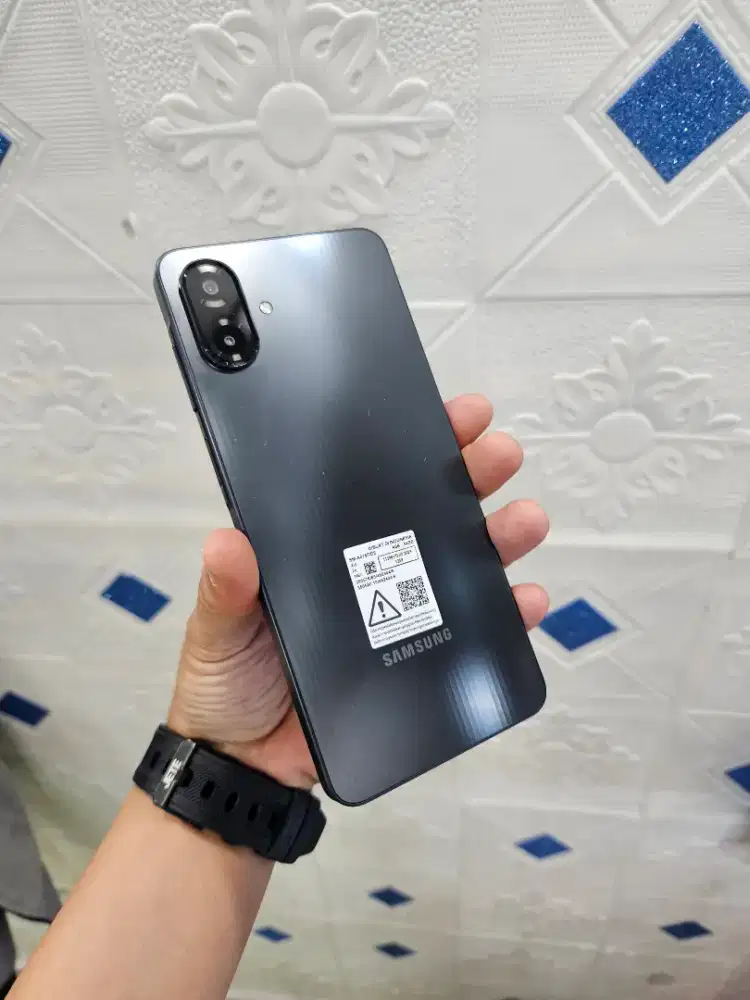 Samsung A07 4/64 unit plus charger