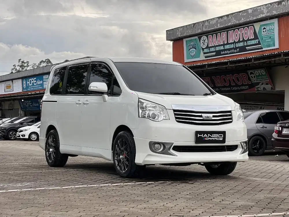 (KM LOW) Toyota NAV 1 V 2.0 AT 2013 MATIC WHITE PUTIH TERMURAH NEGO