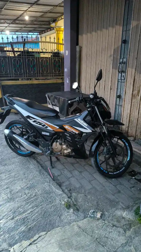 Suzuki Satria FU FI Injeksi injection 2016 standaran Plat Jaktim