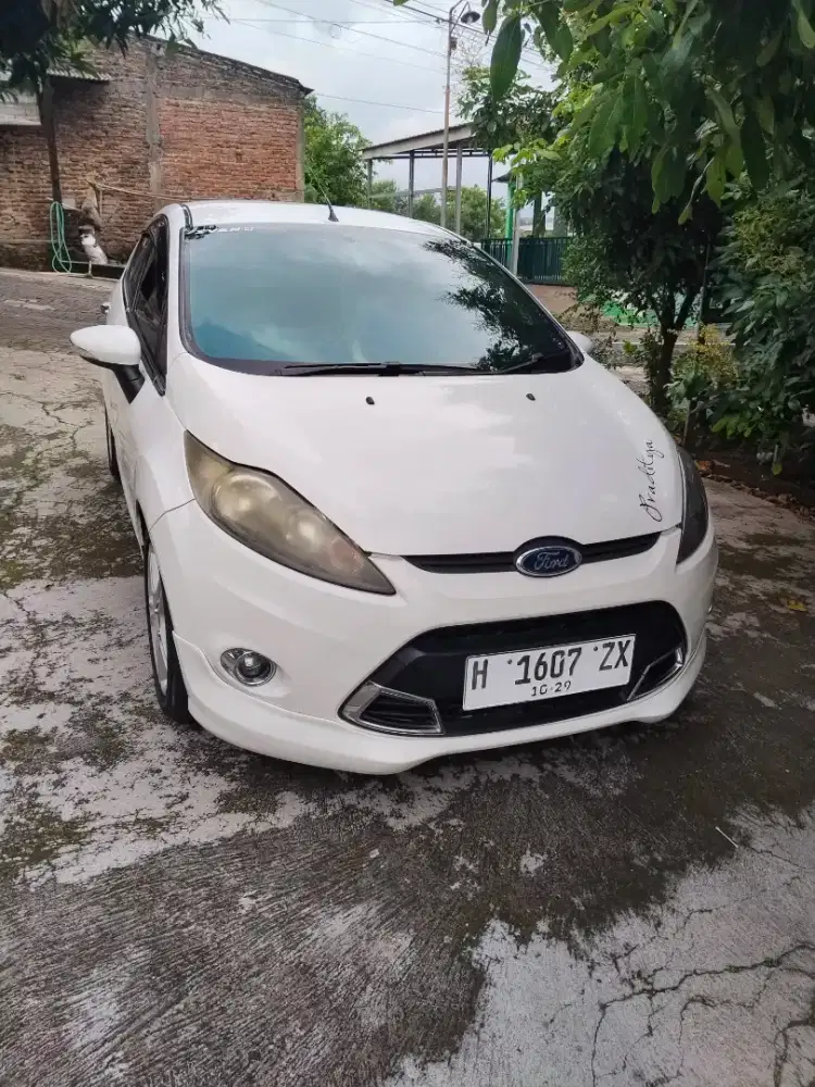 Ford fiesta s metic 2012