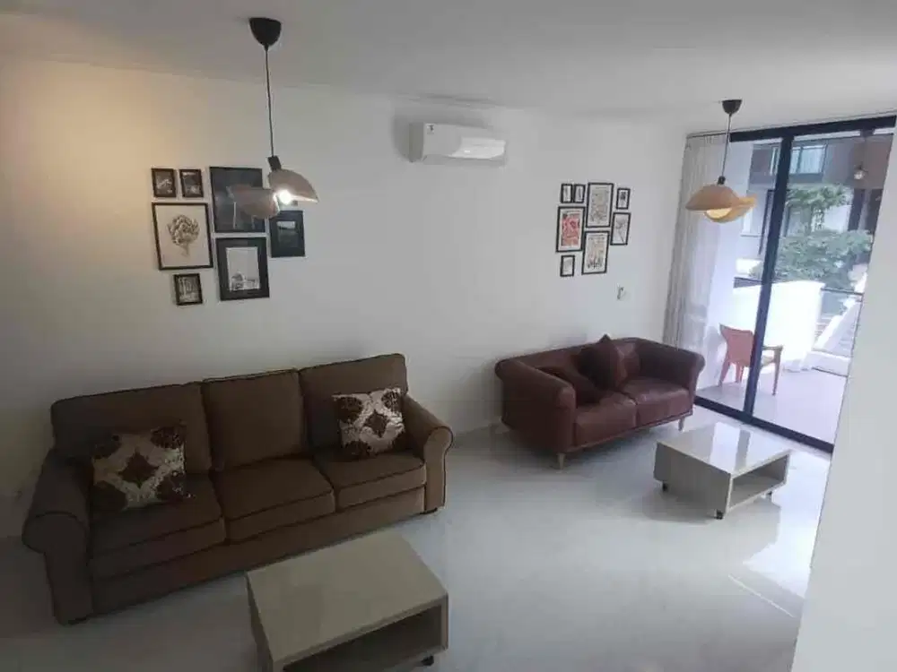 Disewakan Rumah golf island full furnished