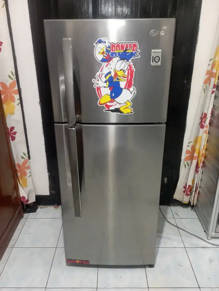 Kulkas 2 pintu LG digital