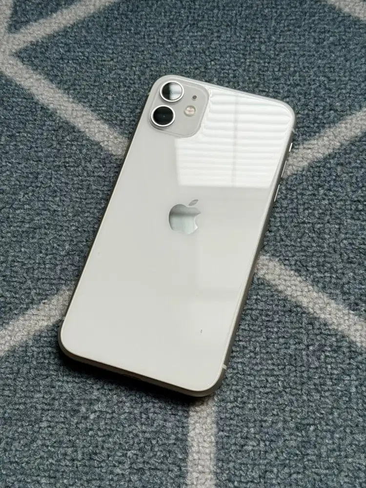 iPhone 11 64Gb ex iBox. BACA DESKRIPSI!