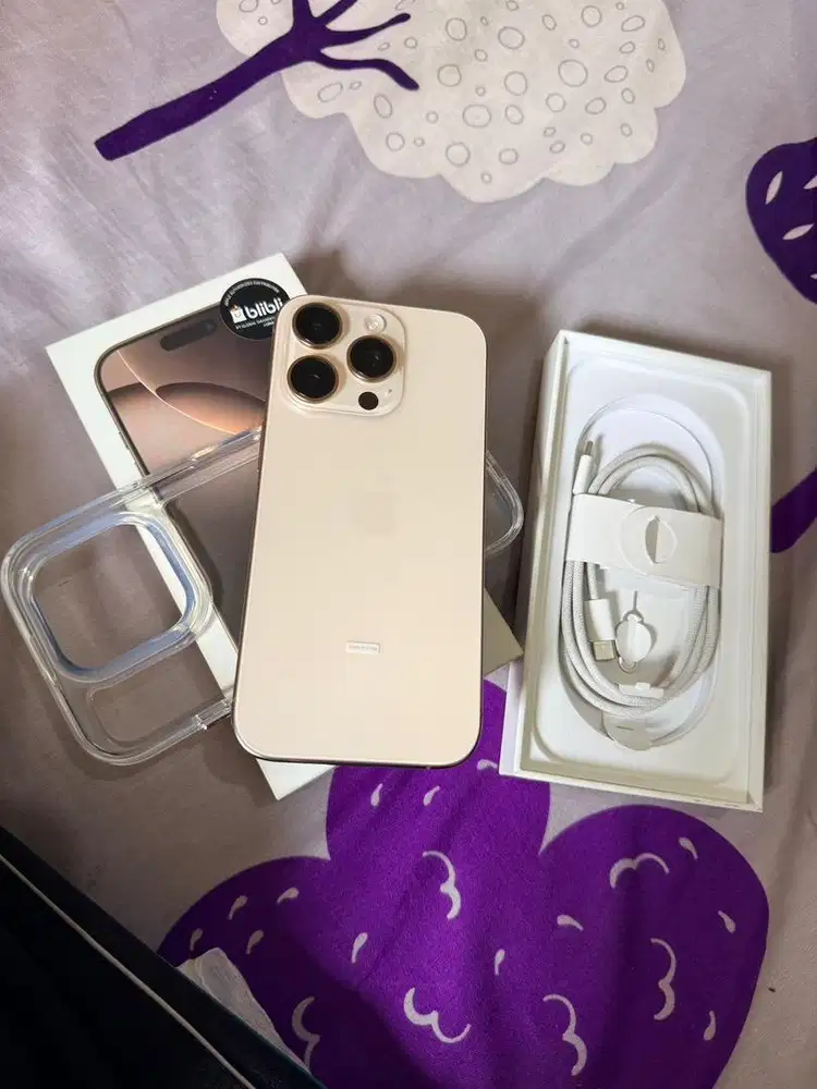 Iphone 16 Pro 256 Fullset muwuluss kayak baru tanpa lecet sedikitpun