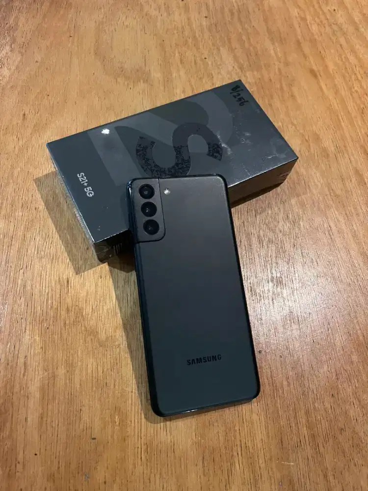 Samsung Galaxy S22+ 8/256 GB second