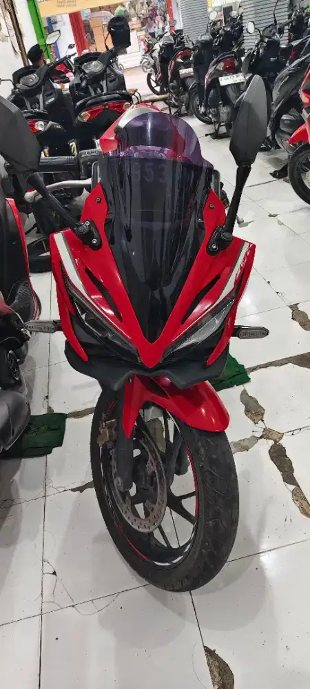 Tersedia juga CBR 150