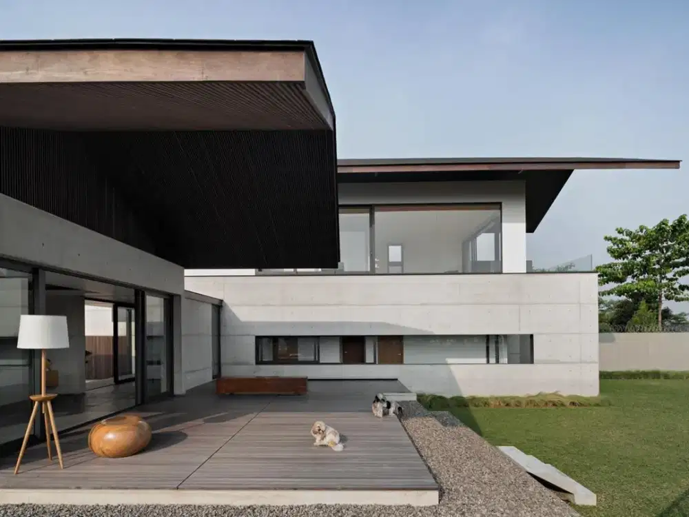 Rumah Mewah Exclusive View Danau di Kota Baru Parahyangan