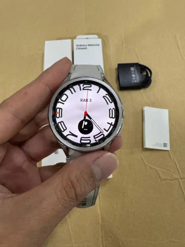 Samsung Galaxy Watch 6 Classic 47mm Fullset Mulus Bekas Resmi