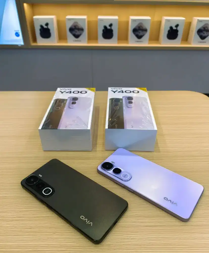 Nih vivo y400 dengan kamera underwater nya dan batrai badak nya