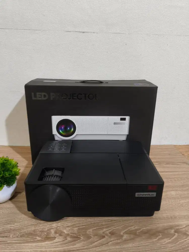 Proyektor Baru Cheerlux CL770  4000 Lumen Resolution FHD Contrast 2500