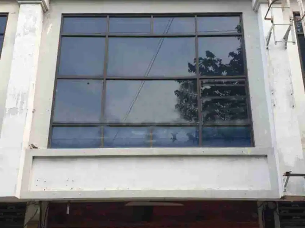 DISEWAKAN RUKO 3 LANTAI SIAP HUNI RUNGKUT MEGAH RAYA Surabaya