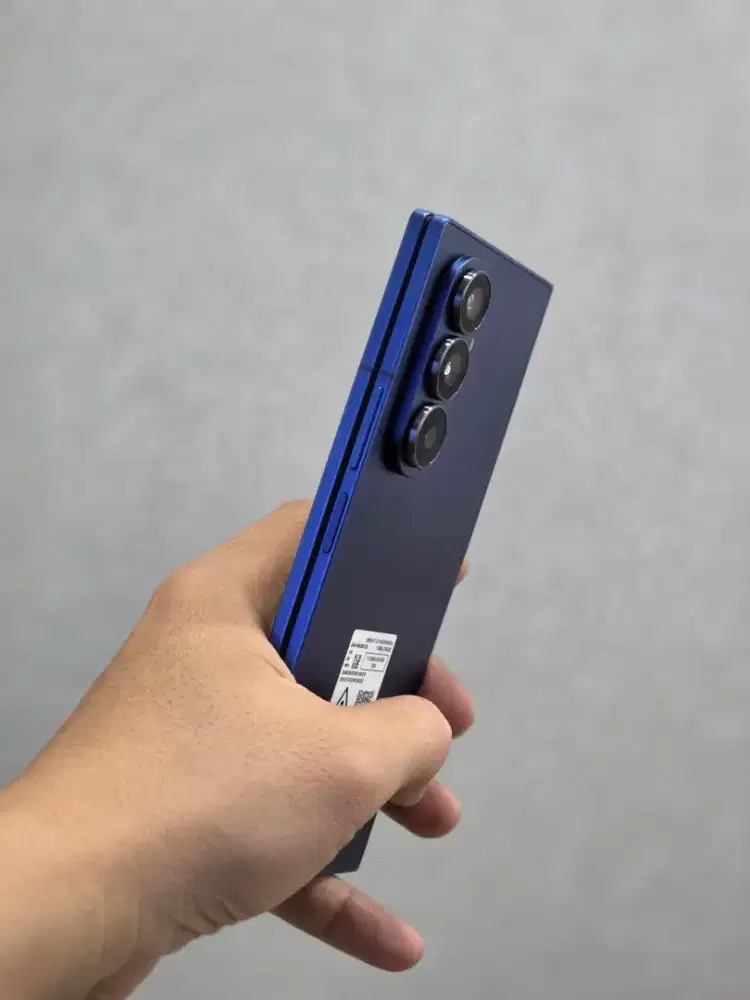 Samsung Z FOLD 7 256 GB Rp 24.499.000 Free BUDS 3FE & SPEAKER