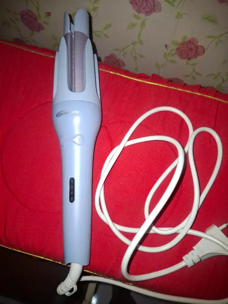 Maimeite Curly Otomatis