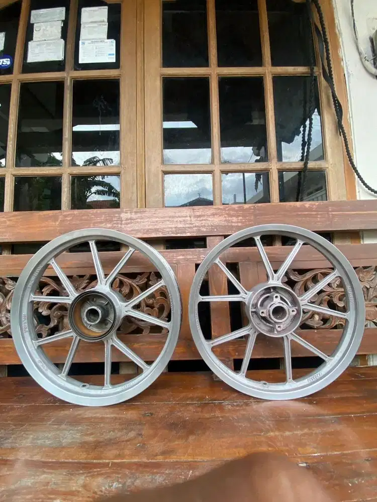 velg pelek daytona gp well