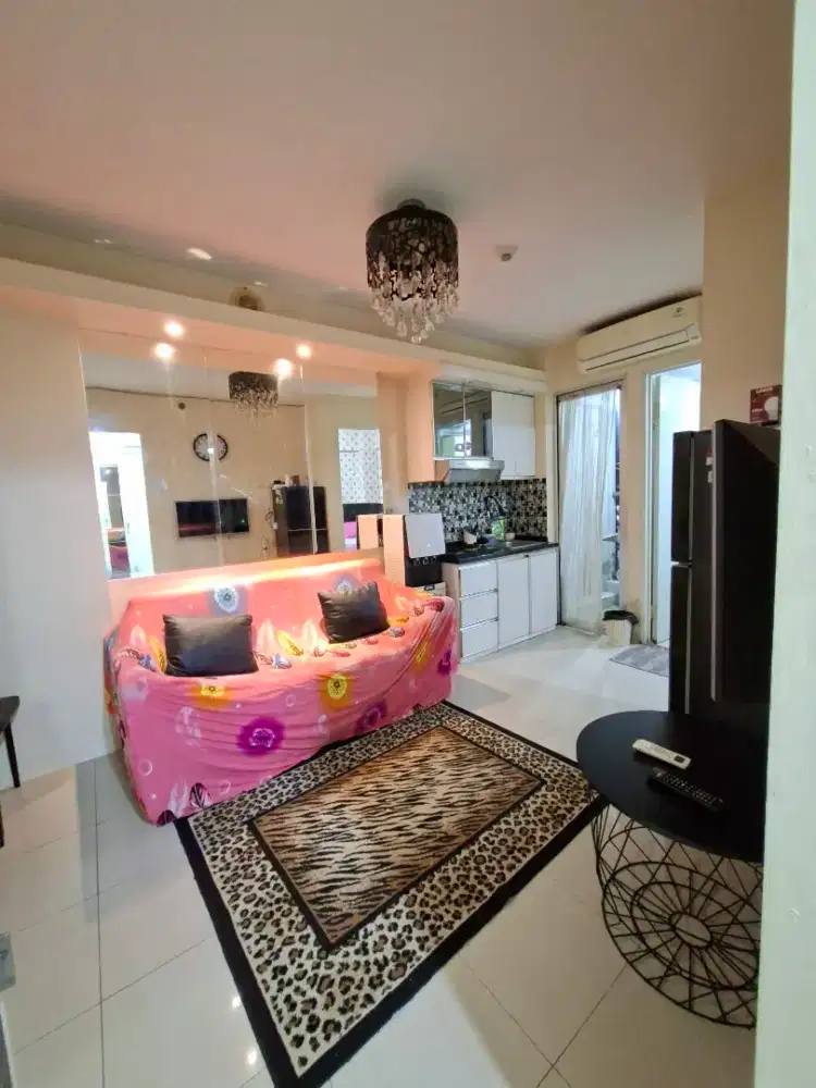 Sewa Apartemen Bulanan Bassura City 2BR Furnsihe Free ipl