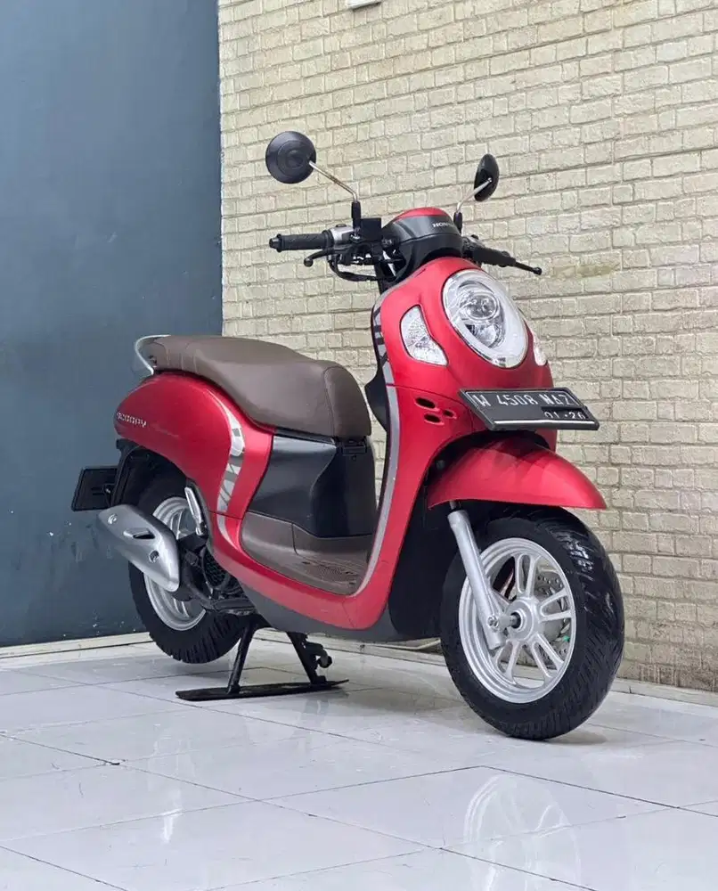 Scoopy 2019 warna merah