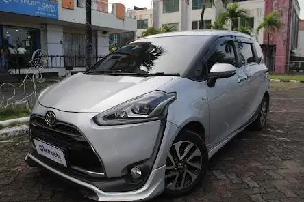 Pajak Panjang - Toyota Sienta 1.5 Q Bensin-AT 2017