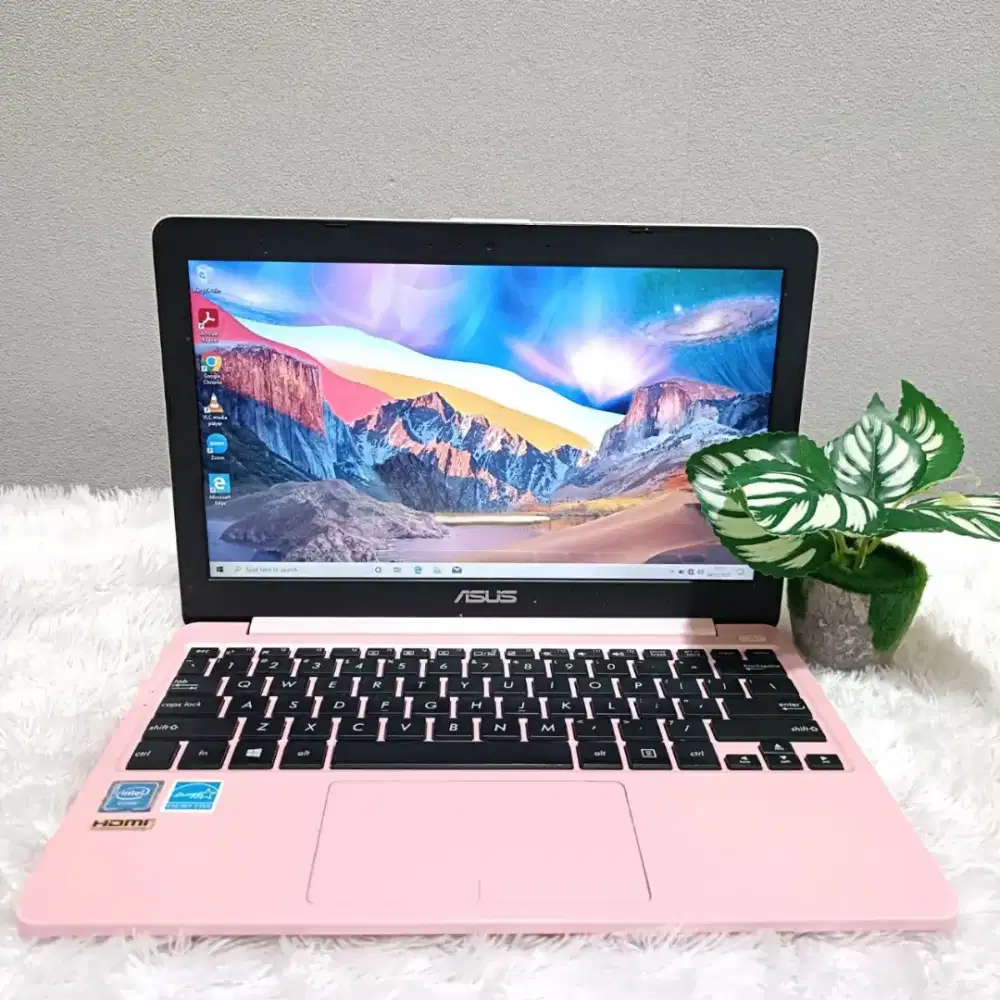 LAPTOP ASUS KECIL SLIM 12iINCH WARNA PINK