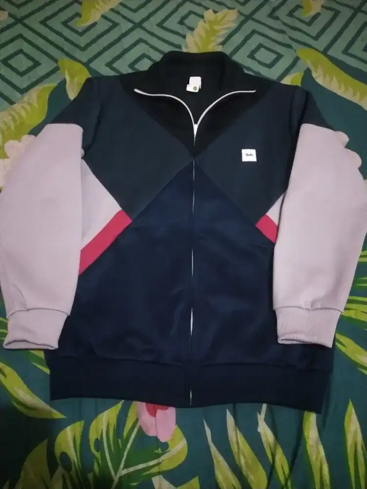 Jaket tracktop sch likenew