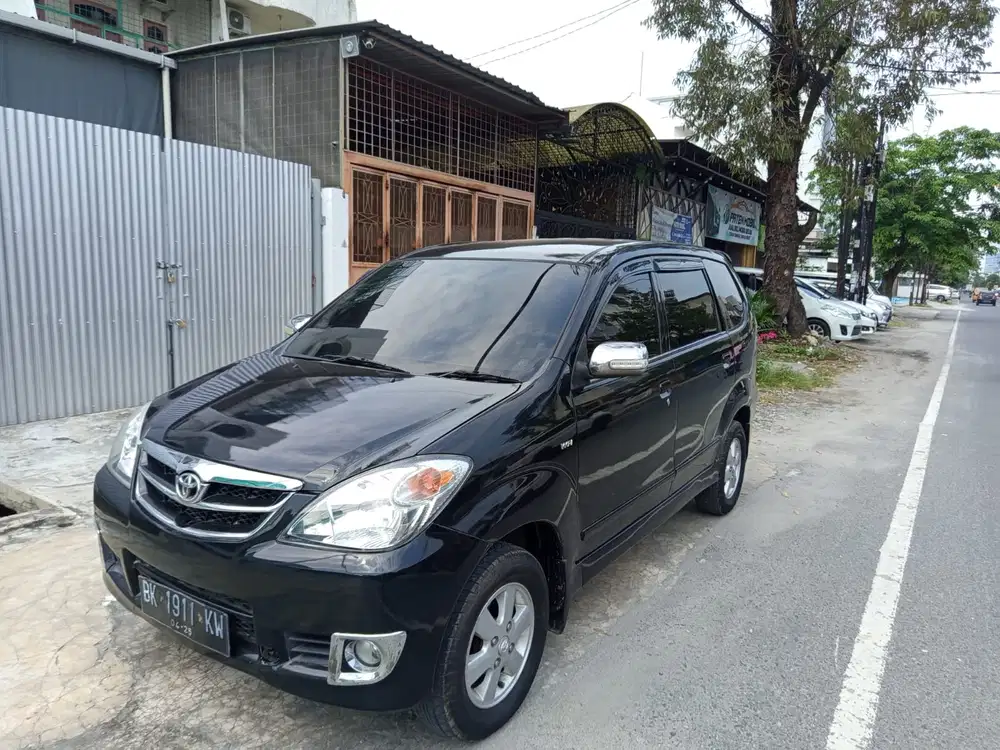Toyota Avanza G 2011 manual mulus