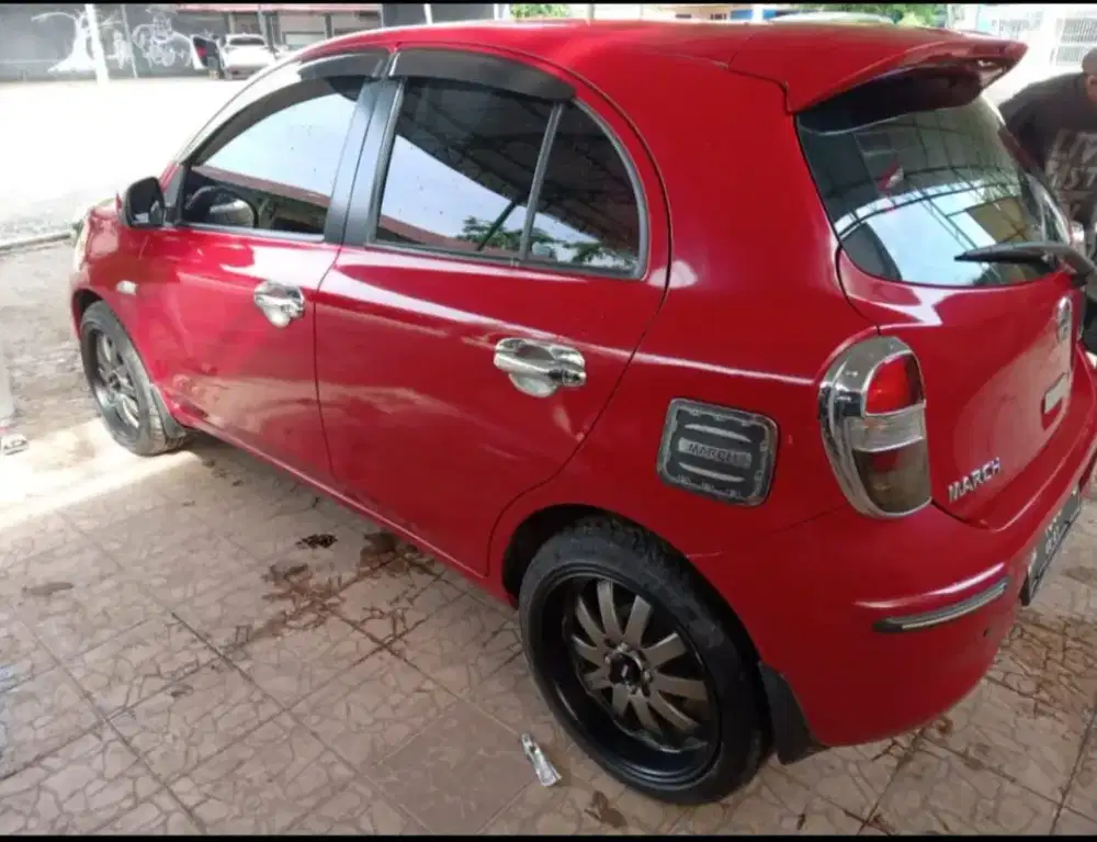 Jual nissan march 2012 manual