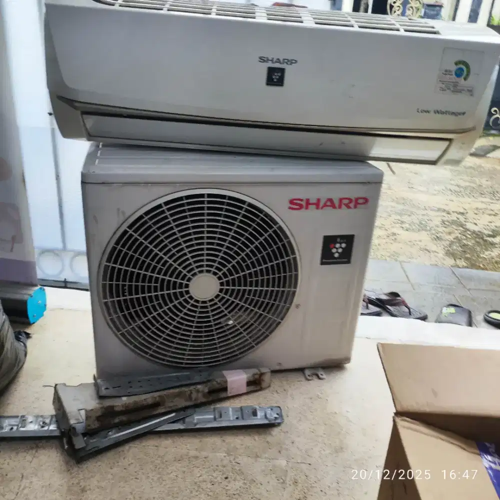 AC Sharp 1/2 PK 0.5 330w Low Watt Plasmacluster Pemakaian Pribadi