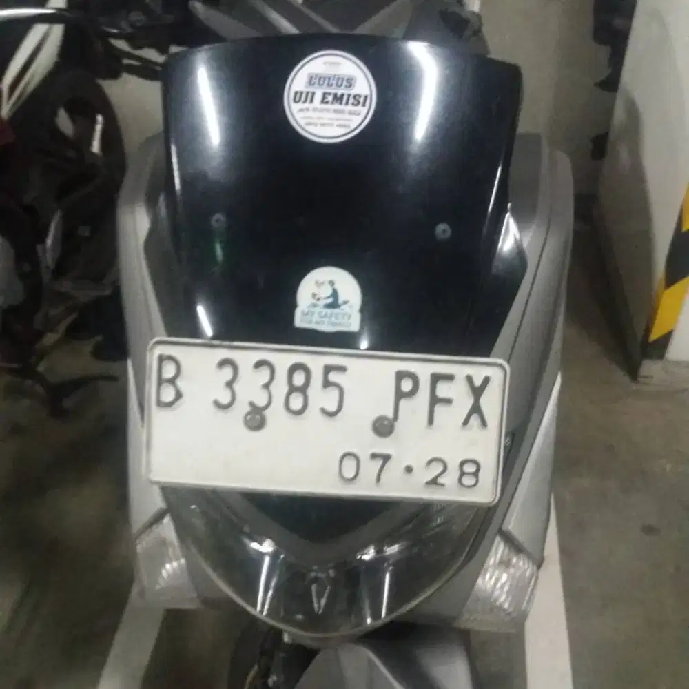 Nmax non abs, ss lgkp,pajak 24/7/2025, body 90%, msn svc klaher noken