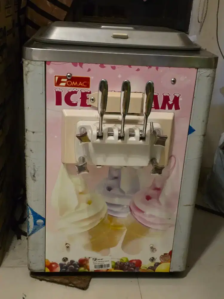 Mesin Es Krim 3 Kran Fomac lokasi Kopo Bandung