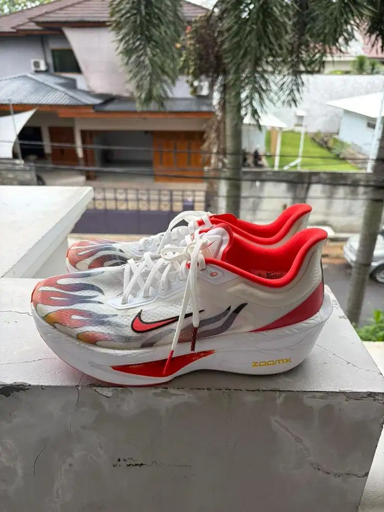 Sepatu Nike Zoom Fly 6 Ekiden