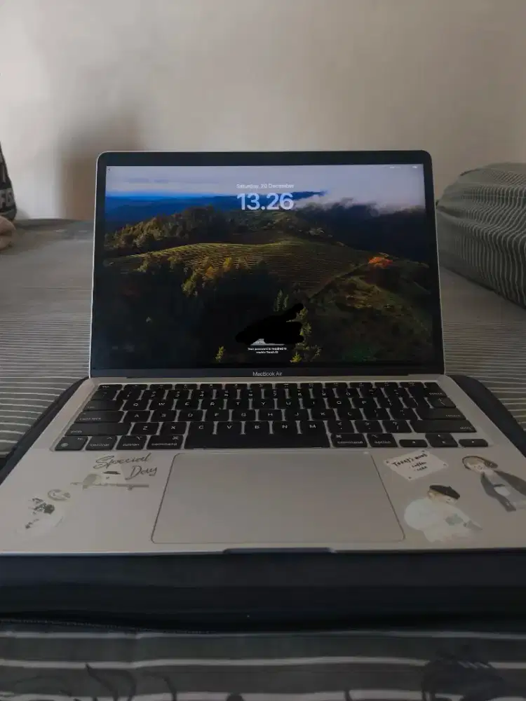 MacBook Air M1 2023