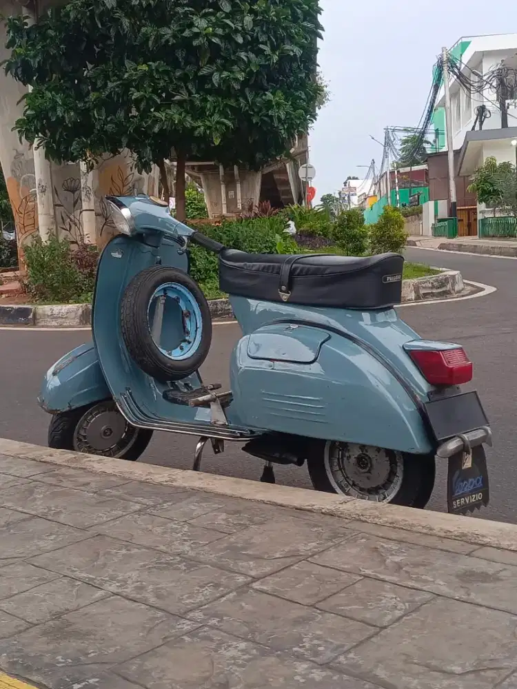 Vespa Super th 77