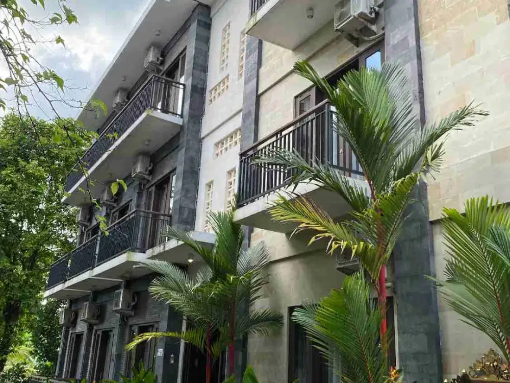 dijual guest house lantai 3 tumbak bayuh