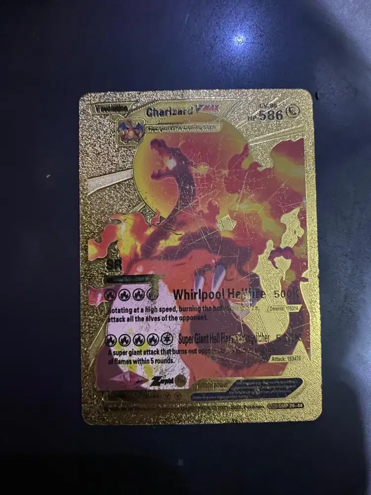 Kartu Pokemon VMAX Charizard