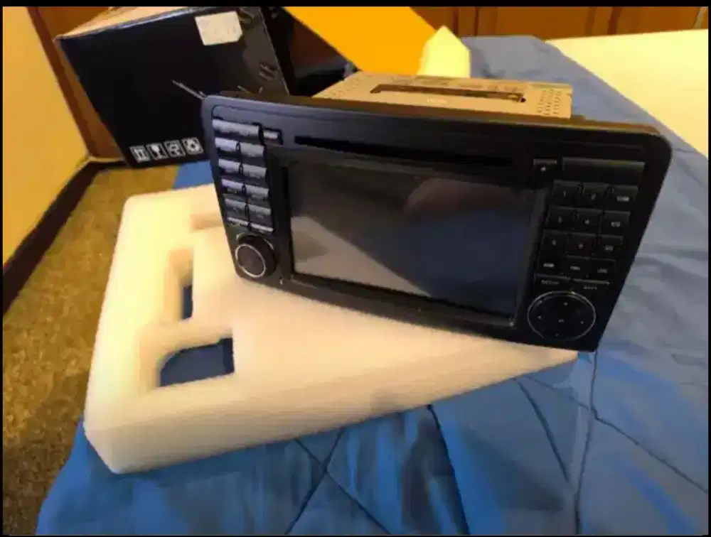 Headunit android khusus Mercedes