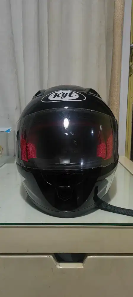 Helm full face KYT RC7 ukuran XL bisa nego