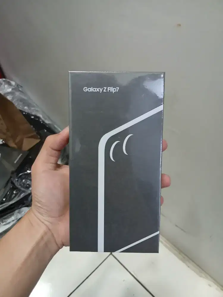 Samsung Galaxy Z Flip 7 Ram 12/256