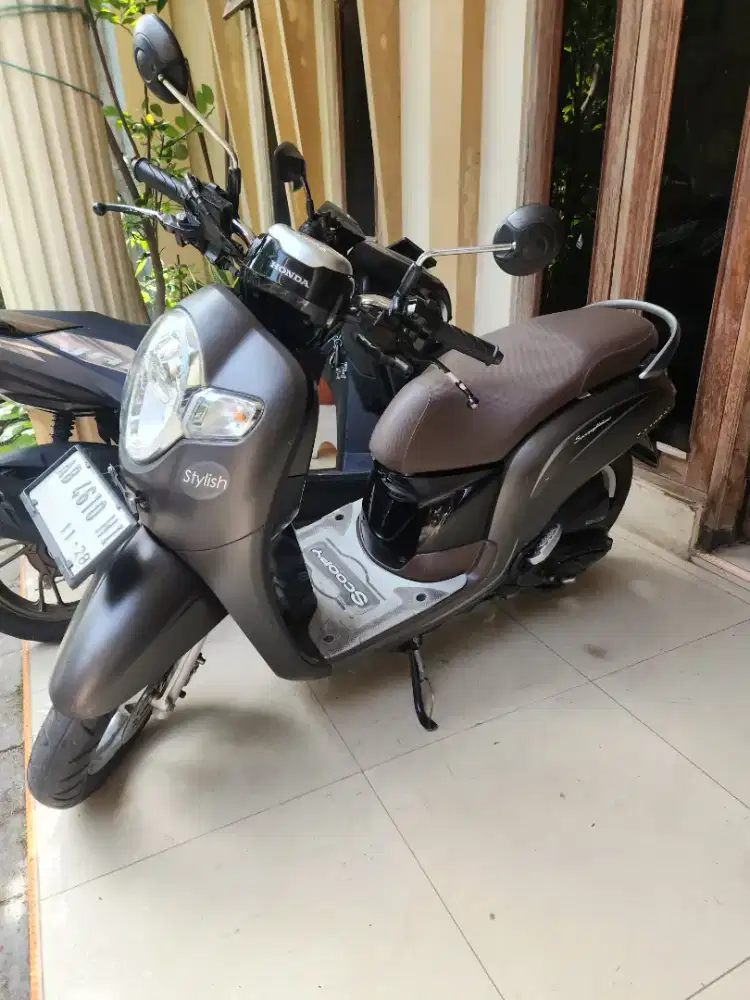 Scoopy coklat 2018 bisa tunai atau kredit