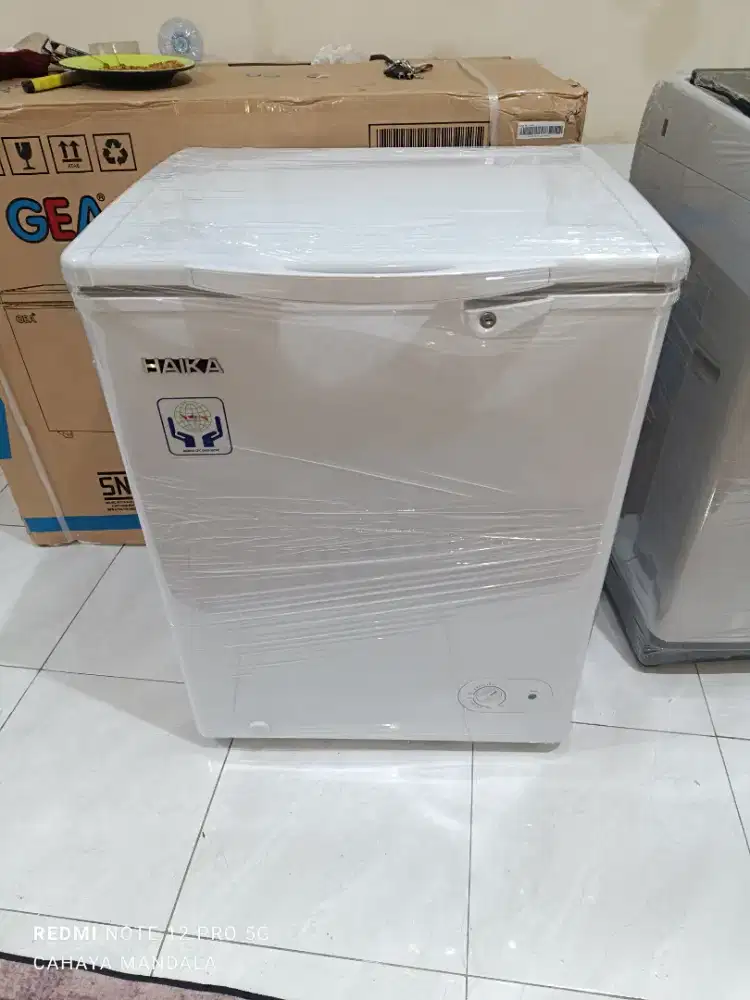 Haika frezeer box 100 liter masih baru 98%