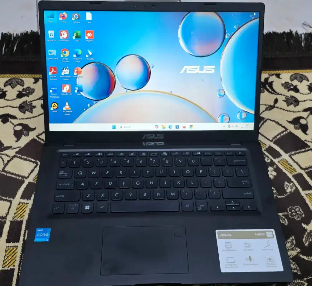 Laptop ASUS VivoBook X415EA Core i3, 14 Inch, RAM 8GB/256GB