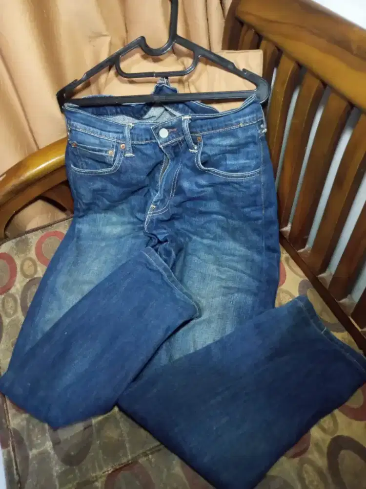 Celana Jeans Levi’s 503 Original – Biru, Bekas, Kondisi Masih Bagus