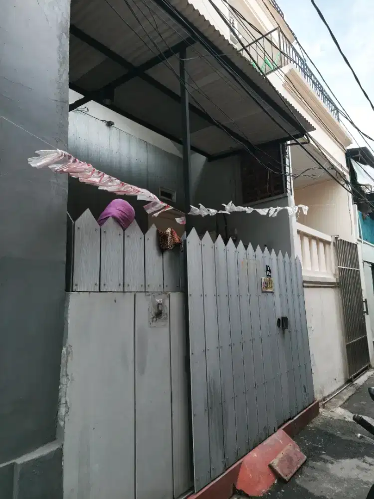 Kost nyaman. Bangunan baru