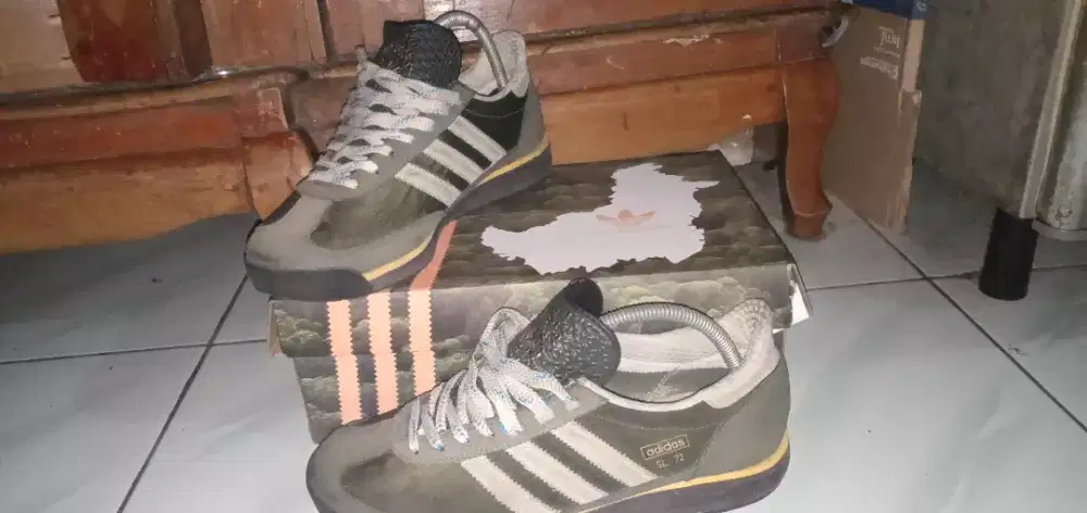 sepatu adiddas SL72 size 42 350rb