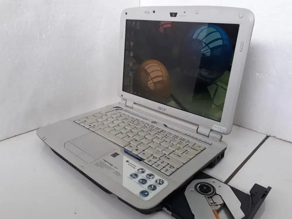 LAPTOP ACER ASPIRE 2920Z