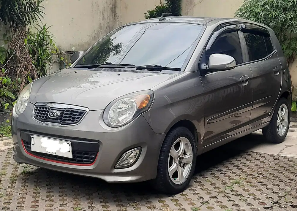 Kia Picanto 2010 Bensin
