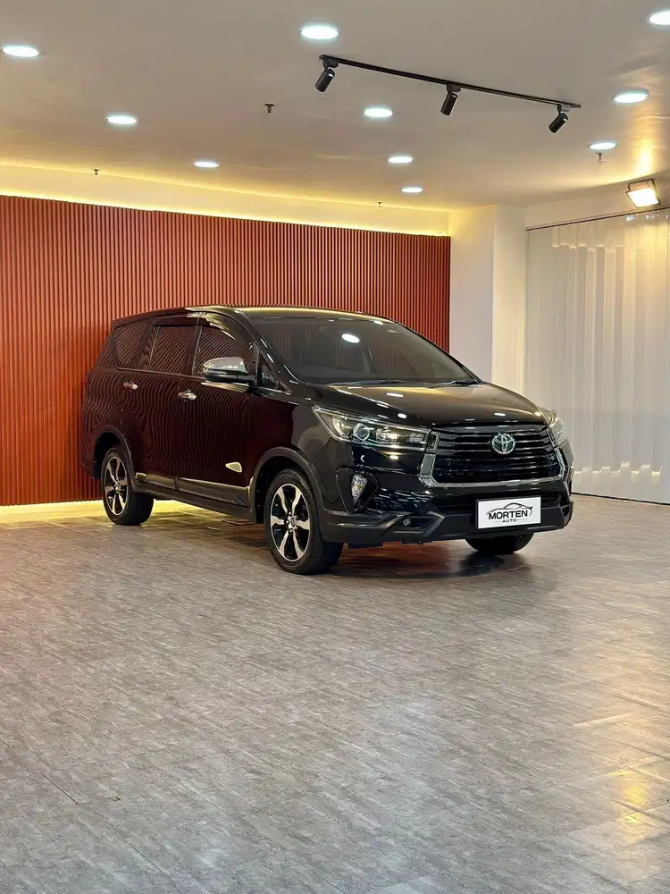 Innova Venturer 2.4 2022 odo 53 Ribuan