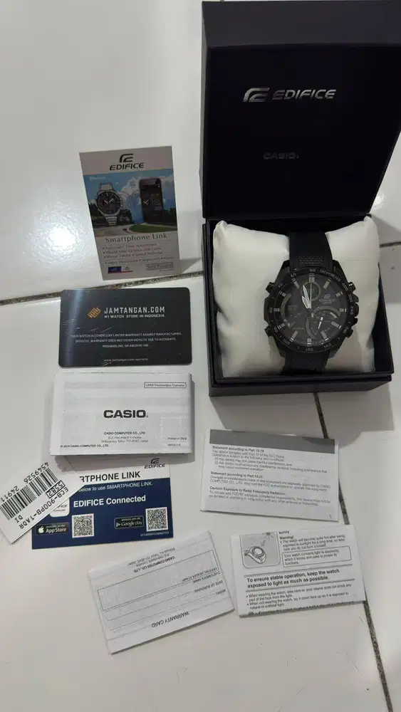Jam Tangan Pria Casio Edifice ECB-900PB-1ADR Tough Solar (Like New)