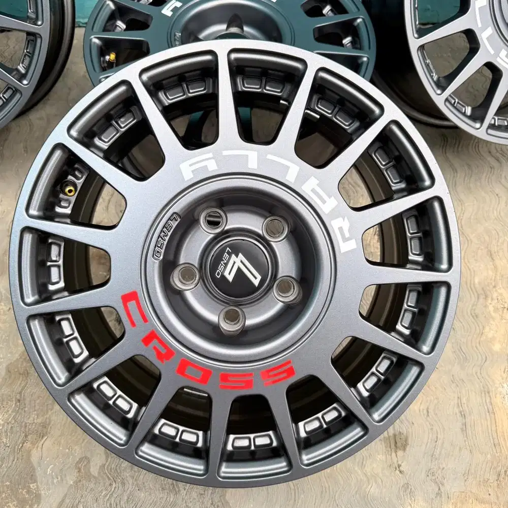 Dijual Velg Lenso M1K thailand ORIGINAL LIKE NEW (ex pameran)